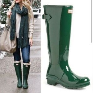 Hunter Green Gloss Boots. Size 7.  Original Box Included.